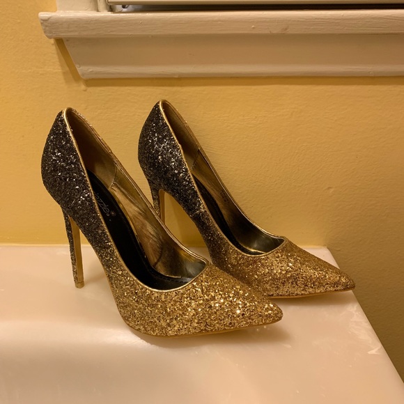 shoedazzle gold shoes